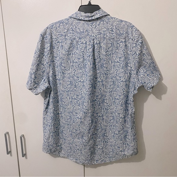 Men’s button up shirt - Picture 2 of 4